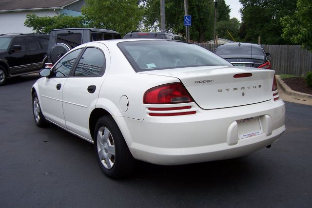 2004 Dodge Stratus Sport -5 Speed-stick-4x4