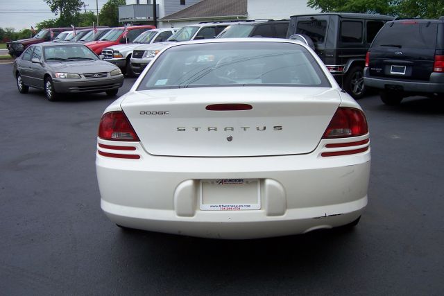 2004 Dodge Stratus Sport -5 Speed-stick-4x4