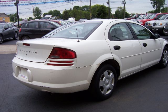 2004 Dodge Stratus Sport -5 Speed-stick-4x4