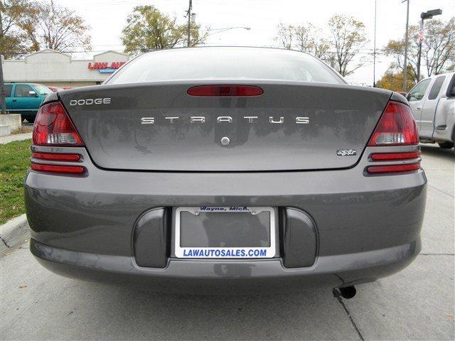 2005 Dodge Stratus S