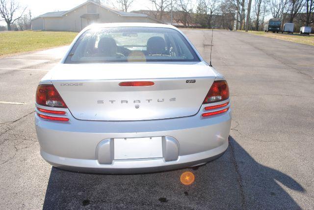 2005 Dodge Stratus S