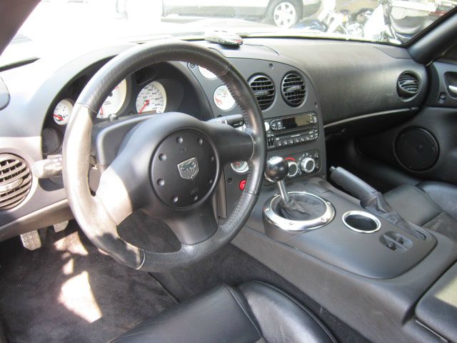 2004 Dodge Viper Hatchback 2D