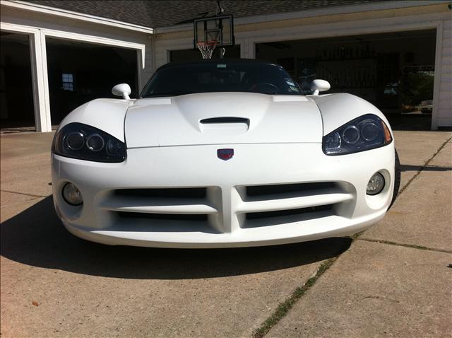 2004 Dodge Viper Unknown