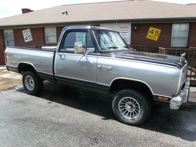 1985 Dodge W150 Pickup Ram 3500 Diesel 2-WD