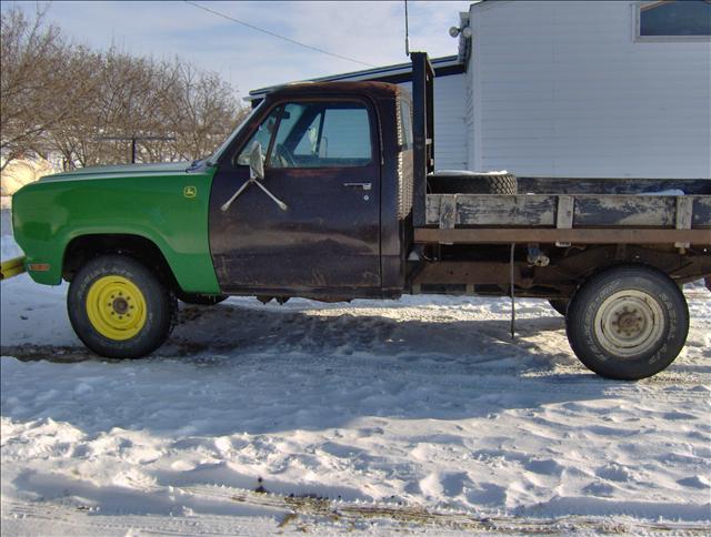 1979 Dodge W250 Pickup 3.5 SVan