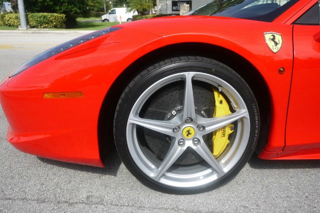 2011 Ferrari 458 Italia Base