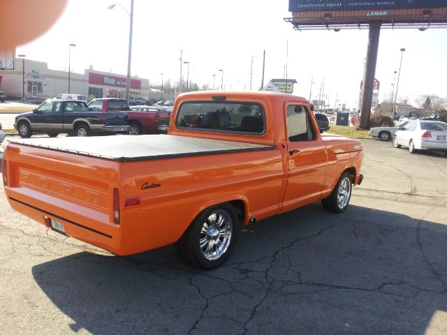 1972 Ford Aerostar 14 Box MPR