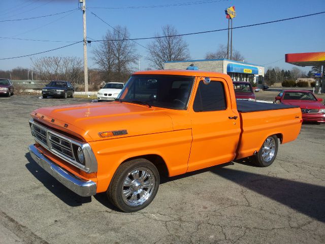 1972 Ford Aerostar 14 Box MPR