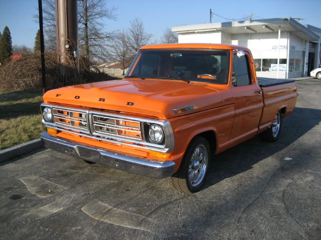 1972 Ford Aerostar 14 Box MPR