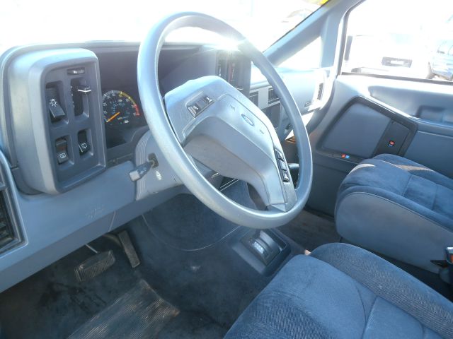 1990 Ford Aerostar 4WD SLT