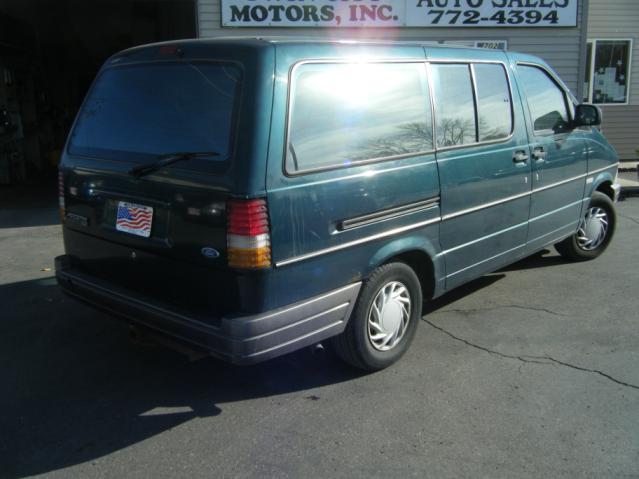 1996 Ford Aerostar ESi