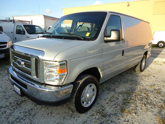 2008 Ford Aerostar Unknown