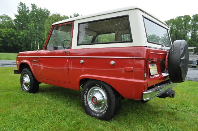 1973 Ford Bronco SW2