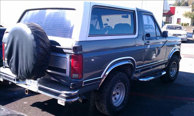 1986 Ford Bronco Base