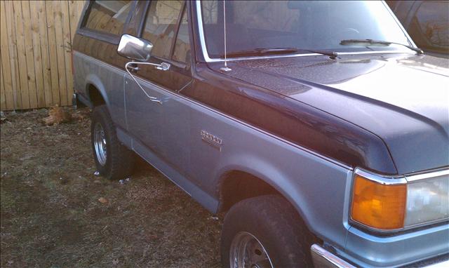 1988 Ford Bronco Base