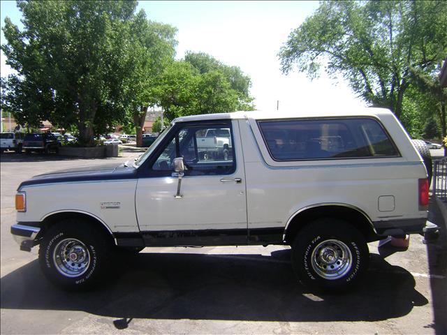 1988 Ford Bronco Base