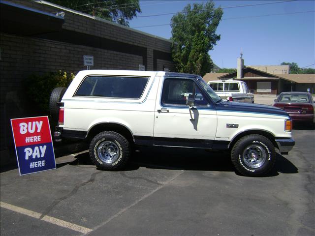 1988 Ford Bronco Base