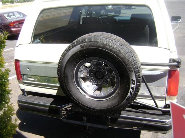 1988 Ford Bronco Base