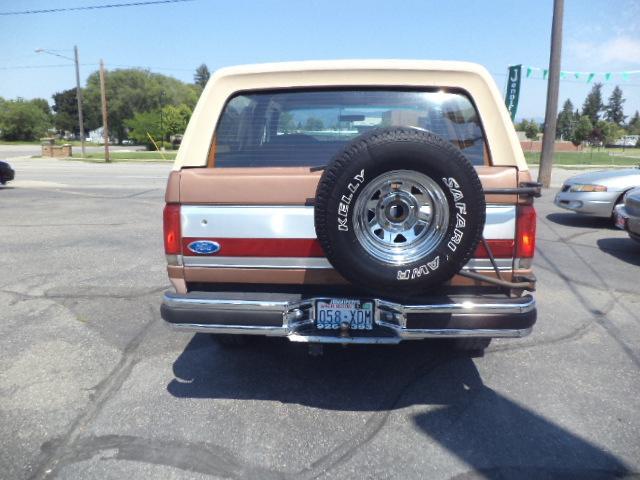 1989 Ford Bronco ESi