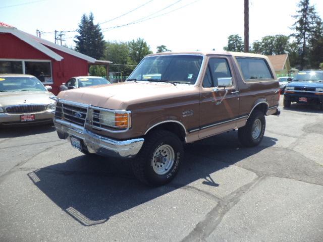 1989 Ford Bronco ESi