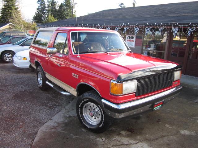 1990 Ford Bronco ESi