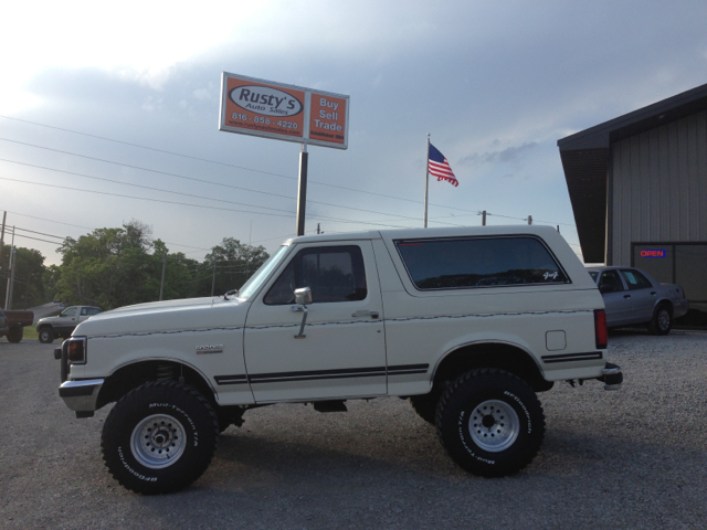 1990 Ford Bronco ESi