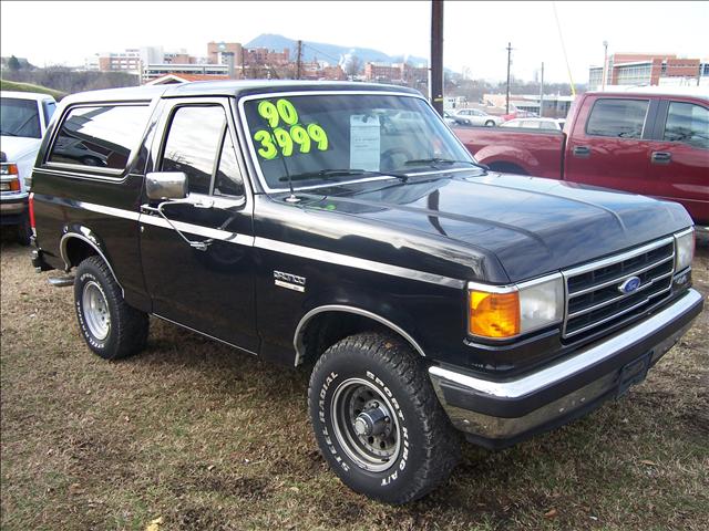 1990 Ford Bronco ESi