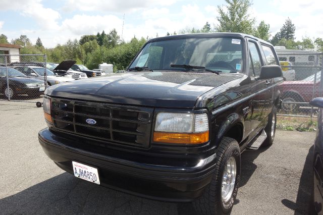 1995 Ford Bronco ESi