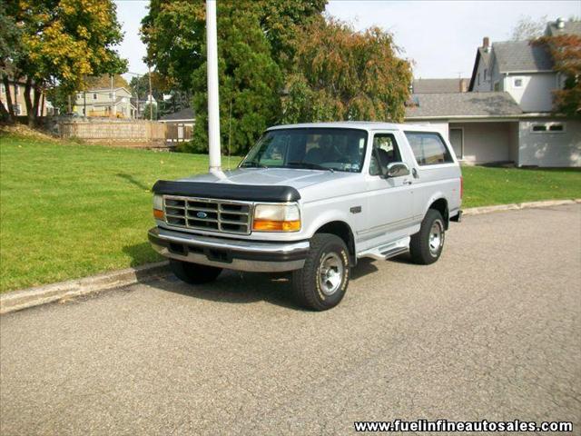 1996 Ford Bronco ESi