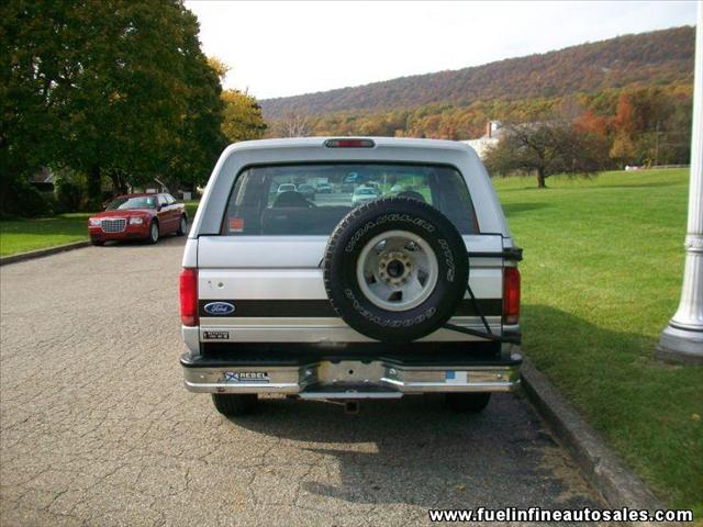 1996 Ford Bronco ESi