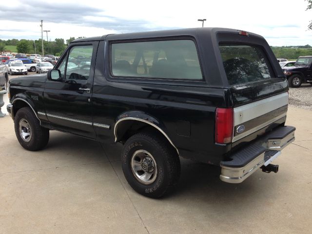 1996 Ford Bronco ESi