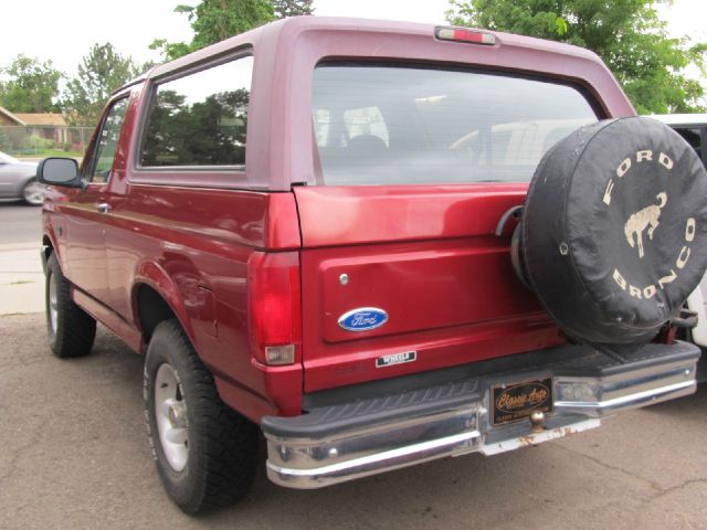 1996 Ford Bronco ESi