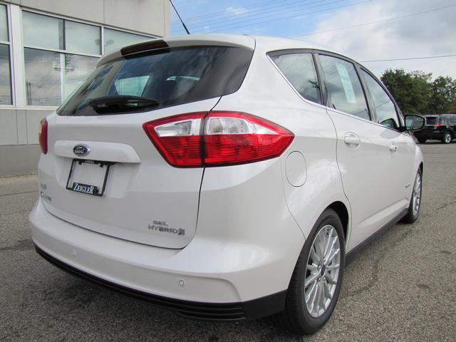 2013 Ford C-Max Hybrid 5XT