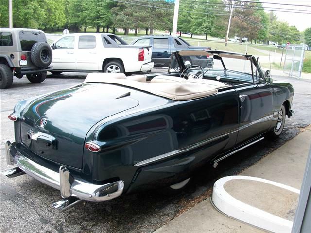 1950 Ford CUSTOM DELUXE 1.8T Quattro