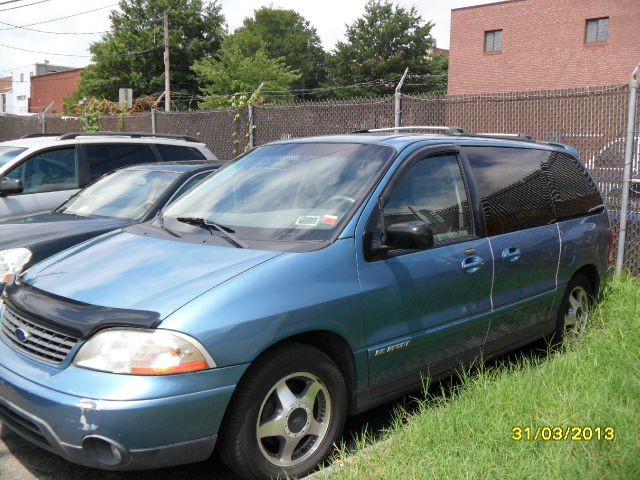 2001 Ford Club Wagon Unknown