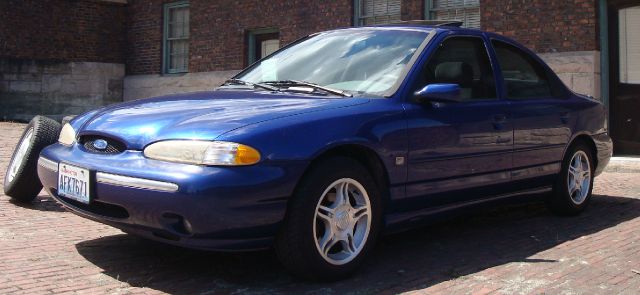 1995 Ford Contour SE