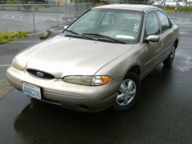 1996 Ford Contour S Sedan