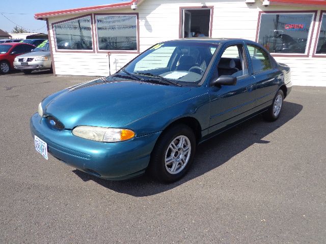 1996 Ford Contour S Sedan