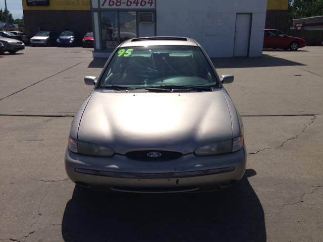 1996 Ford Contour S Sedan