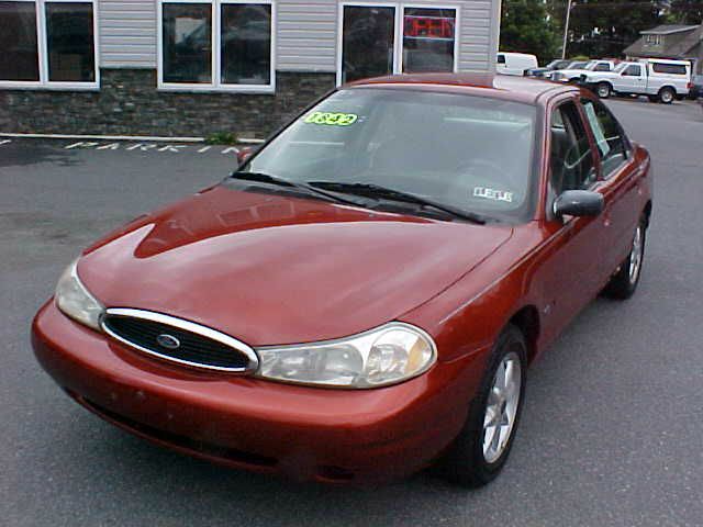 1999 Ford Contour SE