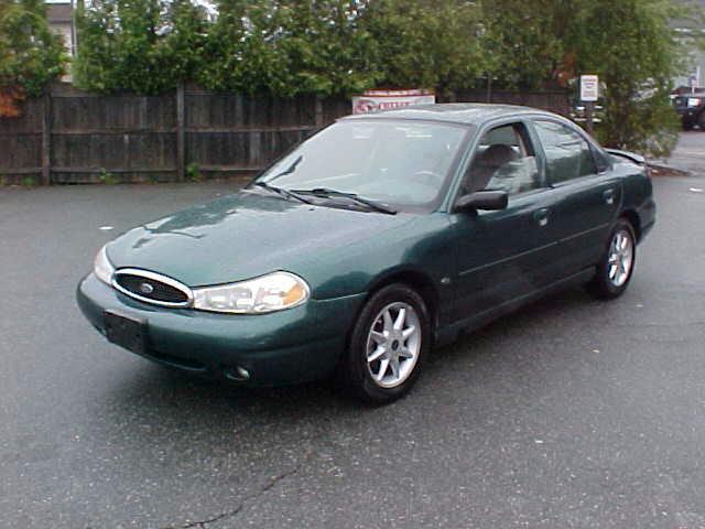 1999 Ford Contour SE