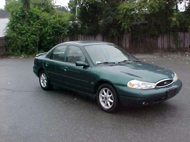 1999 Ford Contour SE