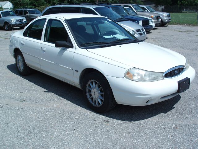 2000 Ford Contour SE