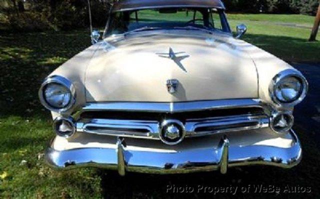 1952 Ford Crestliner 1995 Pontiac