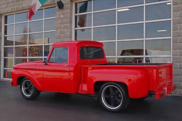 1966 Ford Custom 1500- 8FT BED