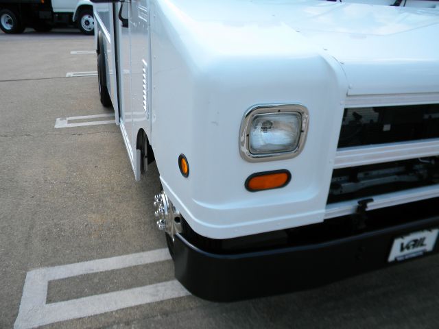 2004 Ford E-350 Manual