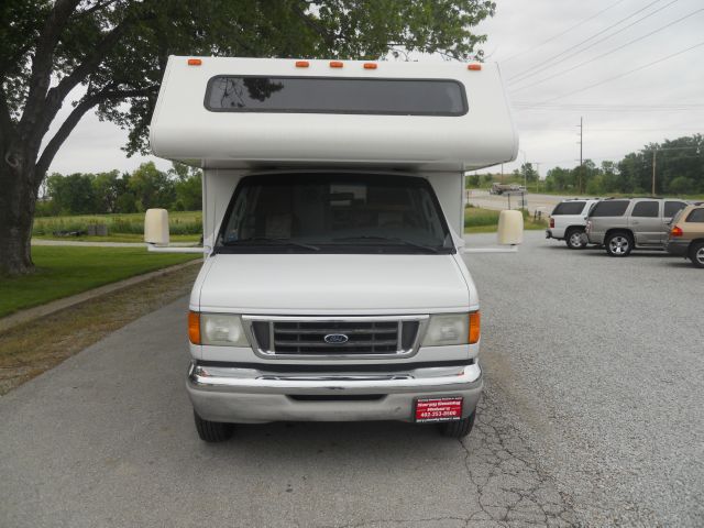 2004 Ford E-450 GL Turbo