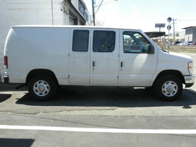 2008 Ford E-Series Cargo T6 Turbo AWD