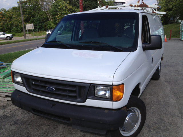 2003 Ford E-Series Van Awd-turbo