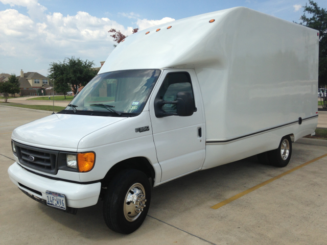 2005 Ford E-Series Van GT Deluxe Bullitt